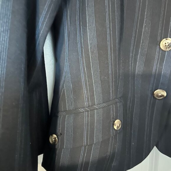 ISAAC MIZRAHI 2PC STRIPE BLUE SKIRT SUIT. - SZ 10 - Picture 3 of 6